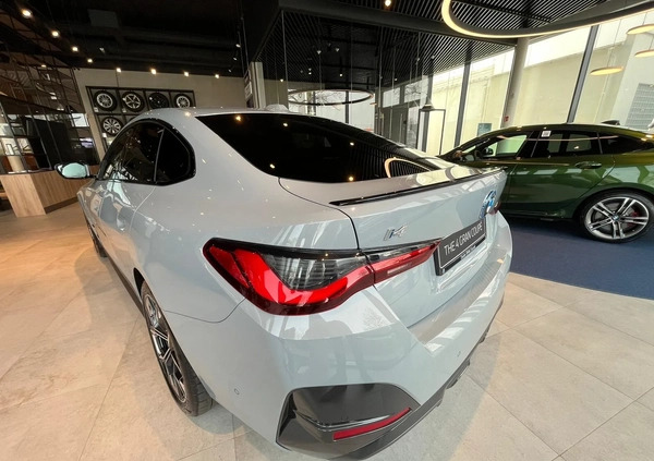 BMW i4 cena 302900 przebieg: 10, rok produkcji 2023 z Choroszcz małe 301